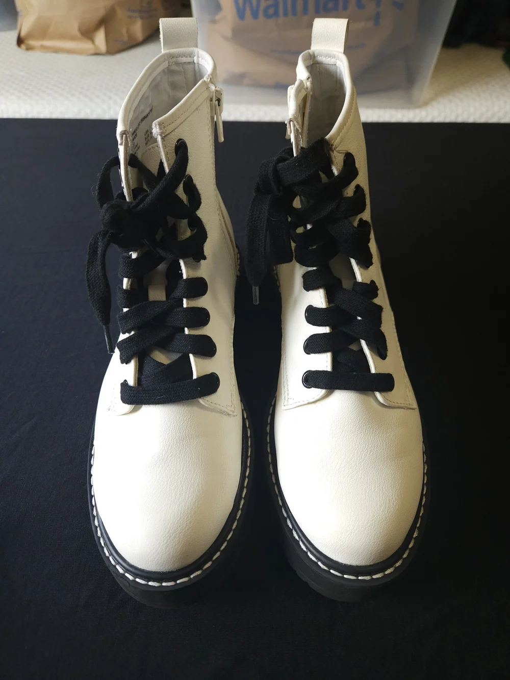 Steve Madden white ankle
